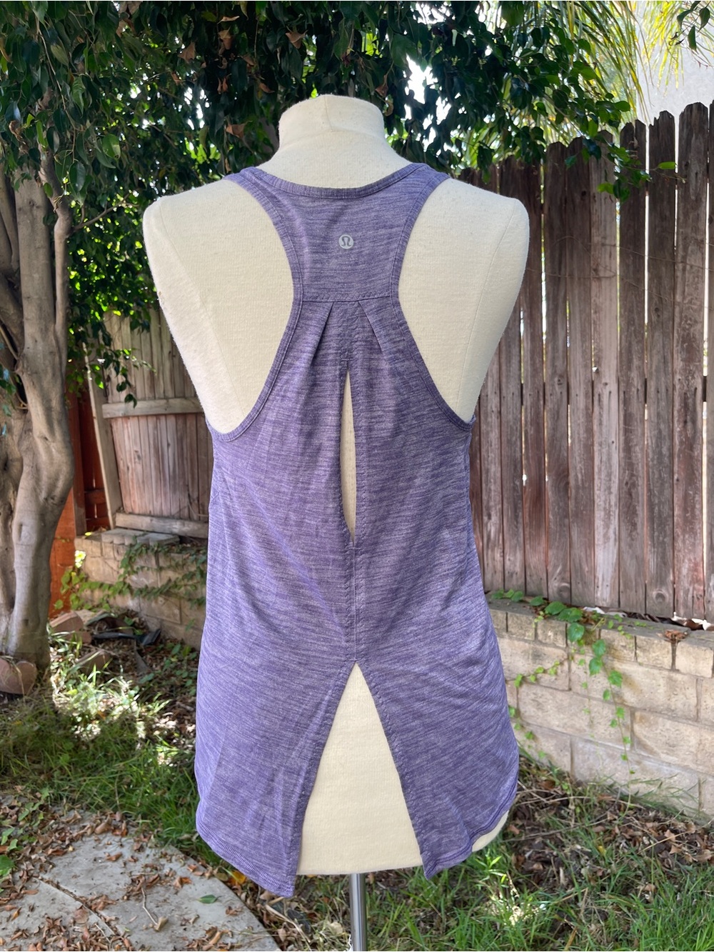 lululemon athletica salute the sun tank top Heathered purple yoga Pilates gym 6